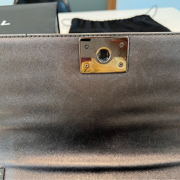 Chanel Boy - Picture 14 of 16